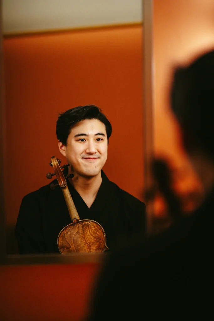 Jonathan Hwang HeadShot